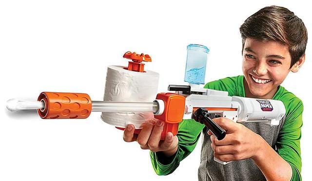 2025全年免费资料大全和旧玩具枪射出真子弹与