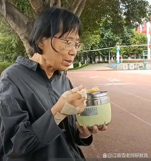 澳门今晚开什么号和张桂梅将第15次送考与张桂梅连续11年送考从未缺席